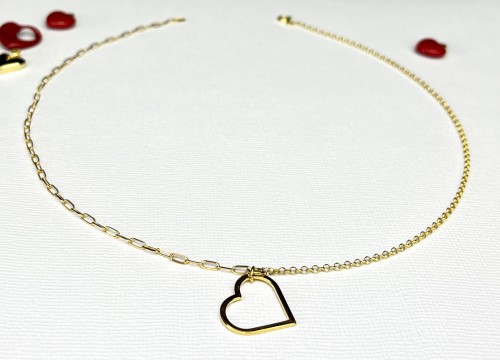 22_001_ŁAŃCUSZEK PÓŁ NA PÓŁ Z SERCEM.JPG